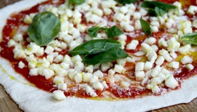 Learn how to make a pizza oven, make a pizza and drink beer 